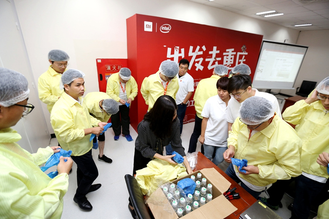 親探生產線與現場拆解 小米筆記本Pro的成本價真的靠譜嗎？